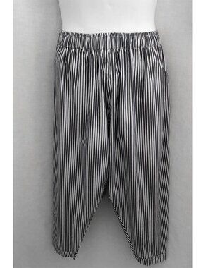 Farmhouse Frocks Blue Stripe Cropped Pants NWT Size 2XL